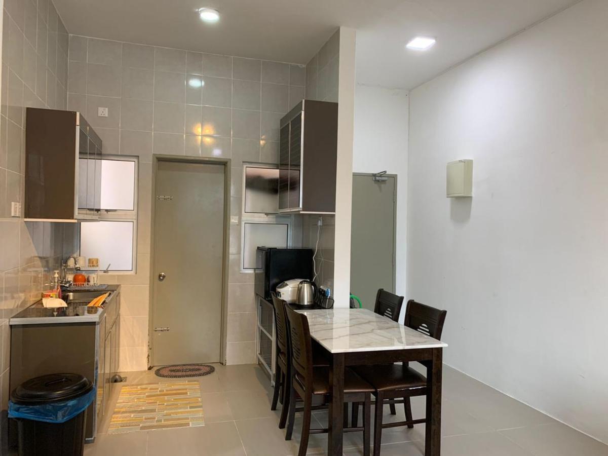 Alliv Nsf Studio & 1 Bedroom Apartment Stay 브린창 외부 사진